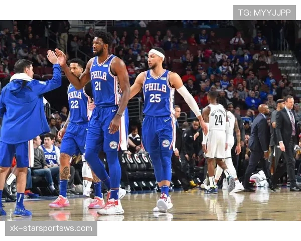 班·西蒙斯无球掩护表现提升明显，助力效率拉升与詹姆斯对比差异显著