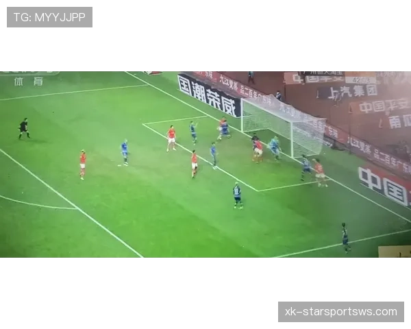 B费是否顶级中场：组织效率与关键战表现解析